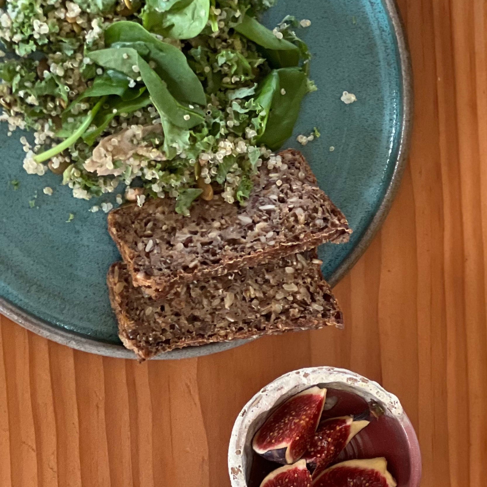 Surdejsrugbrød - en dansk klassiker med et moderne twist! 🍞